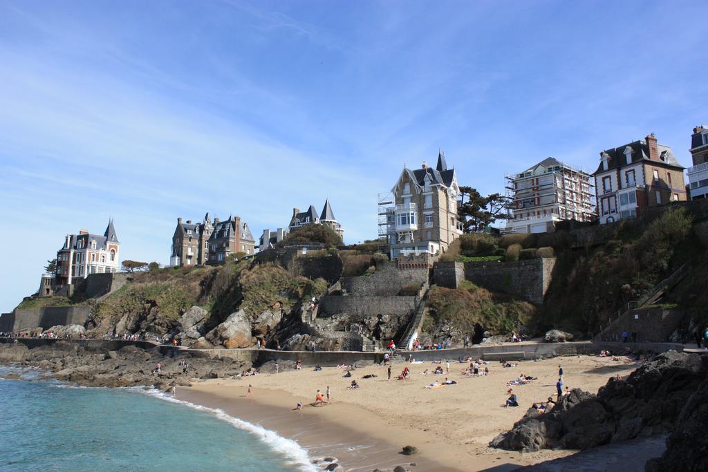 T2-300M Plage-L'Estacade- St Enogat A Dinard Eksteriør bilde